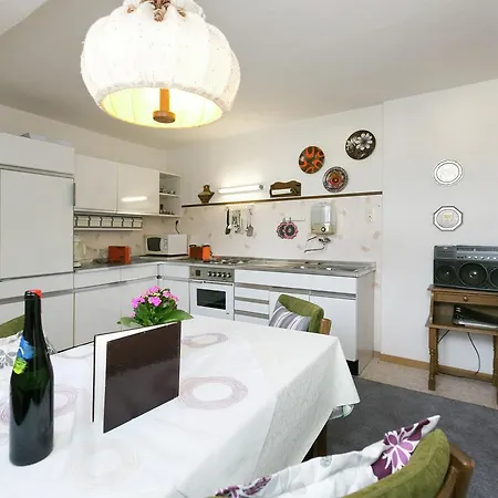Appartamento Cozy With Balcony In Germany